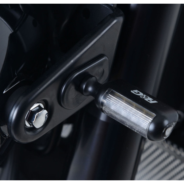R&G Front Indicator Adapter Kit for Kawasaki Z900RS '18-